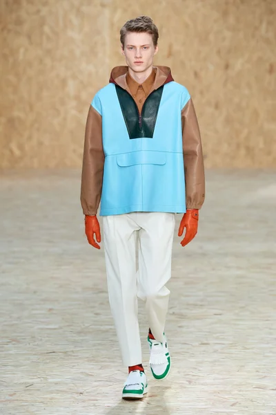 Look 36